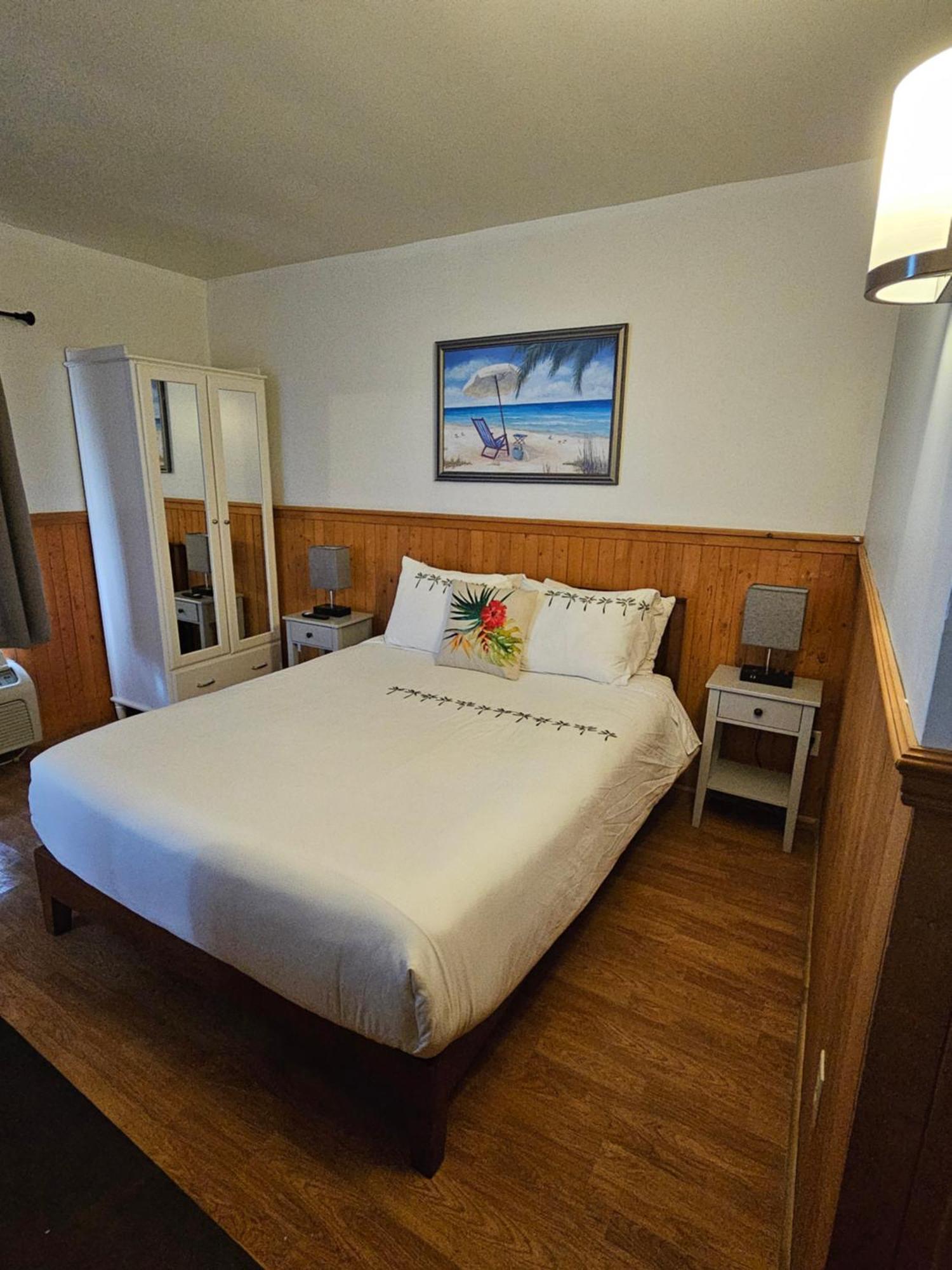 Hotel Fleurs Karaibes Saint-Alexandre-de-Kamouraska ภายนอก รูปภาพ
