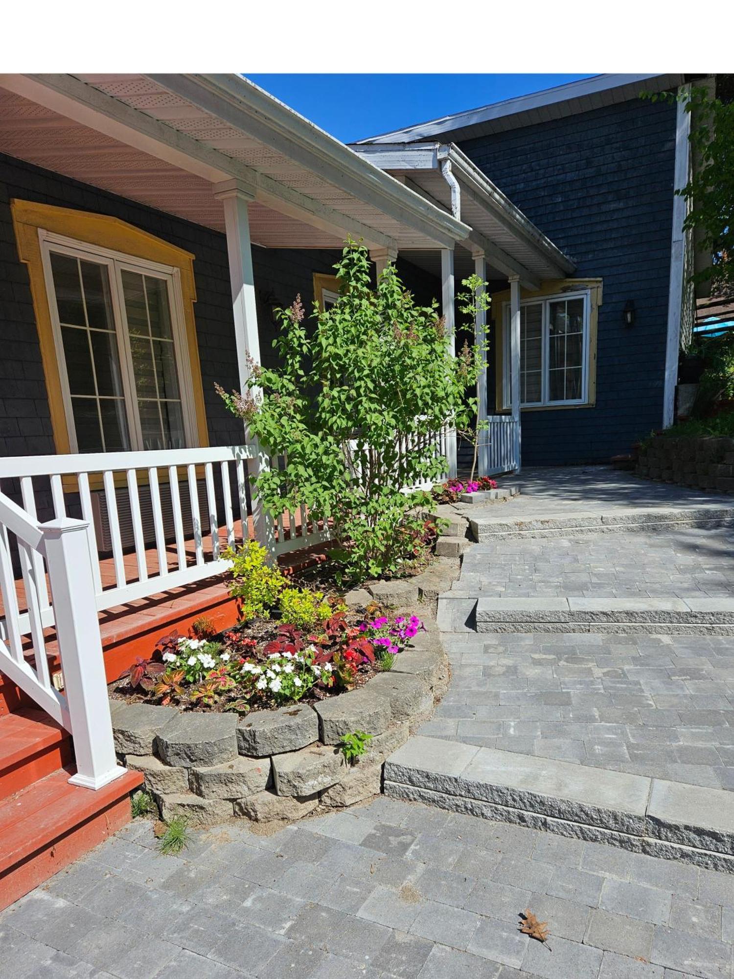 Hotel Fleurs Karaibes Saint-Alexandre-de-Kamouraska ภายนอก รูปภาพ